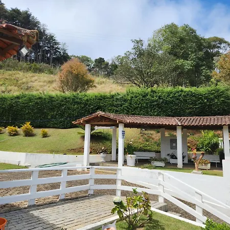 Pousada Pedacinho do ceu suite Izah-3
